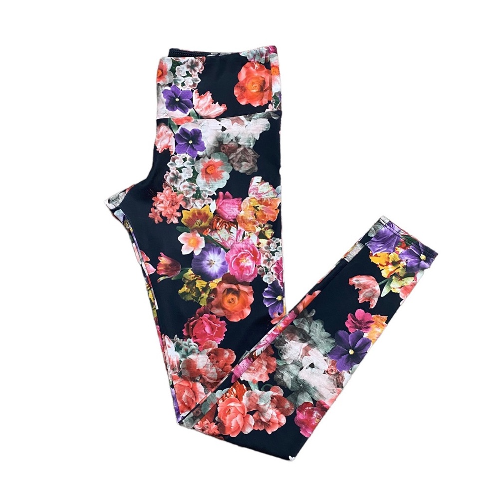 Onzie Black Photo Floral Yoga Leggings